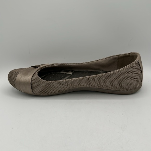 Dexflex Sport taupe / tan canvas and ribbon flats, size 7.5 - Picture 4 of 10
